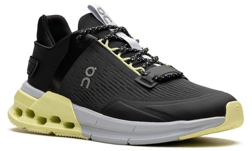 On Running Cloudnova Flux "Black/Hay" sneakers