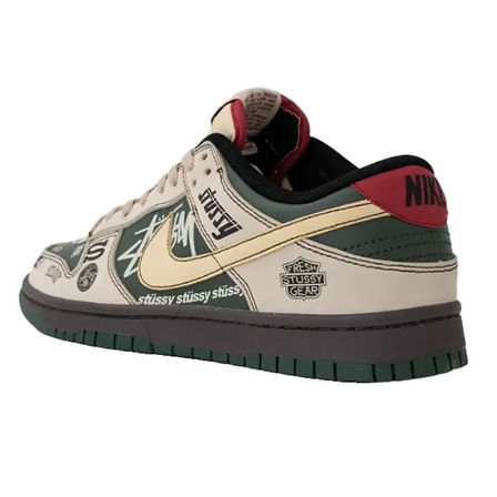 Nike Stussy Beamer Dunk Low Sneakers